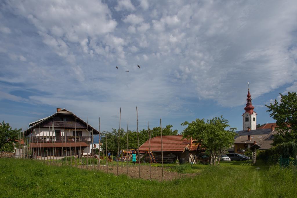 Villa Bio Turisticna Kmetija Frcej-Zupan à Bled Extérieur photo